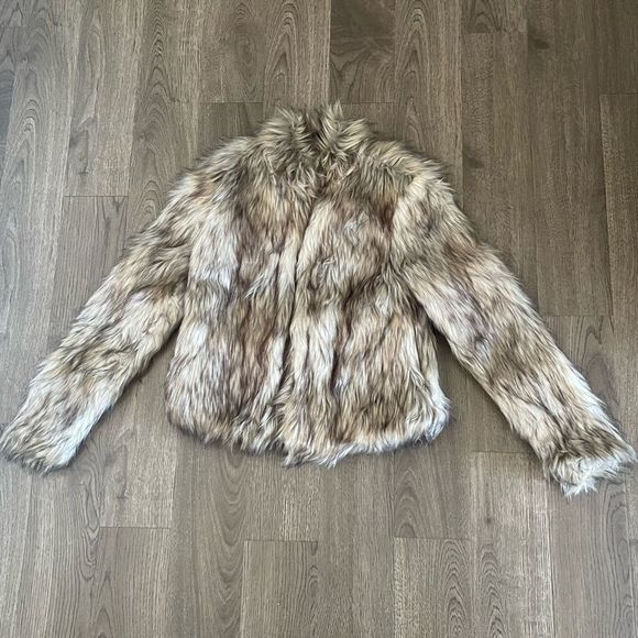 Fashion Nova Jackets & Blazers - Fashion Nova Fernada Faux Fur Coat Small